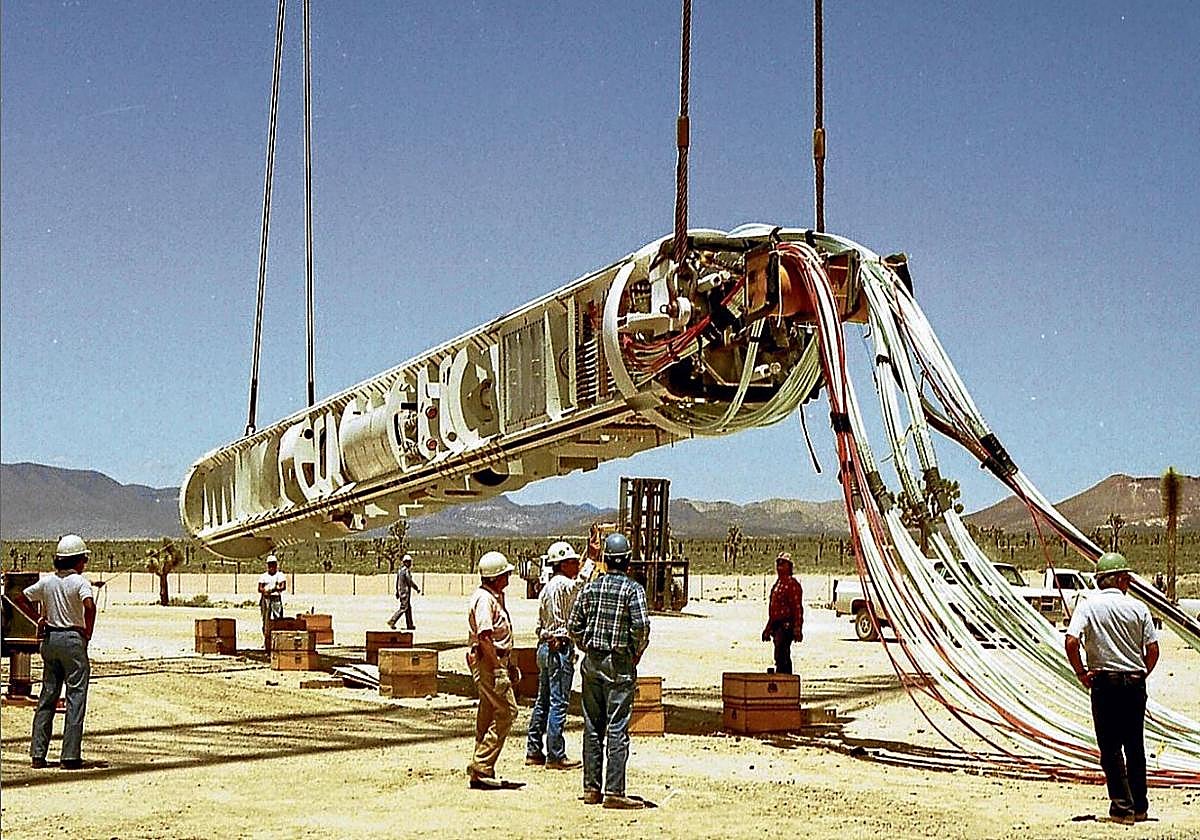 Imagen de la preparación de la última prueba atómica llevada a cabo en Estados Unidos, en 1992.