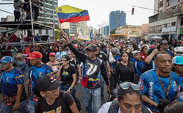 Manifestación a favor del régimen chavista y en contra de una posible intervención estadounidense.