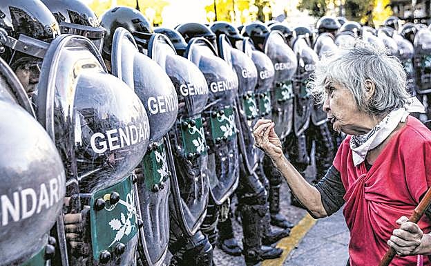 Los pensionistas protestan por la congelación de las prestaciones.