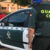 Un guardia civil, en tareas de vigilancia.