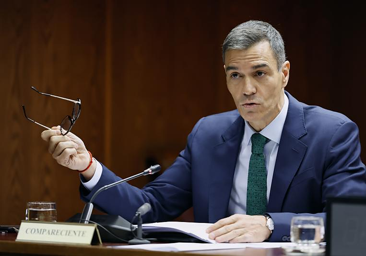 El presidente del Gobierno, Pedro Sánchez, durante su comparecencia ante la comisión de investigación del 'caso Koldo'