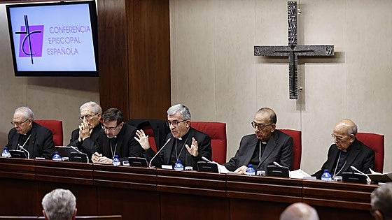 Los jesuitas y la Conferencia Episcopal apartan a un sacerdote acusado de abusos