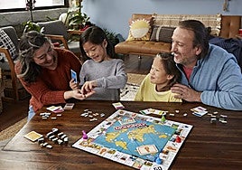 Estos juegos Monopoly para todas las edades prometen largas tardes de entretenimiento