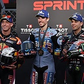 Álex Márquez puede con un peleón Pedro Acosta en el mejor sprint del año