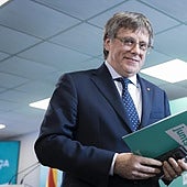 Puigdemont evoca el 'que os den' de Trias para replicar a Sánchez