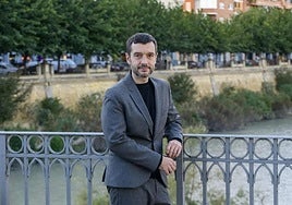 Pablo Bustinduy, el pasado jueves, en el puente de Hierro de la capital.