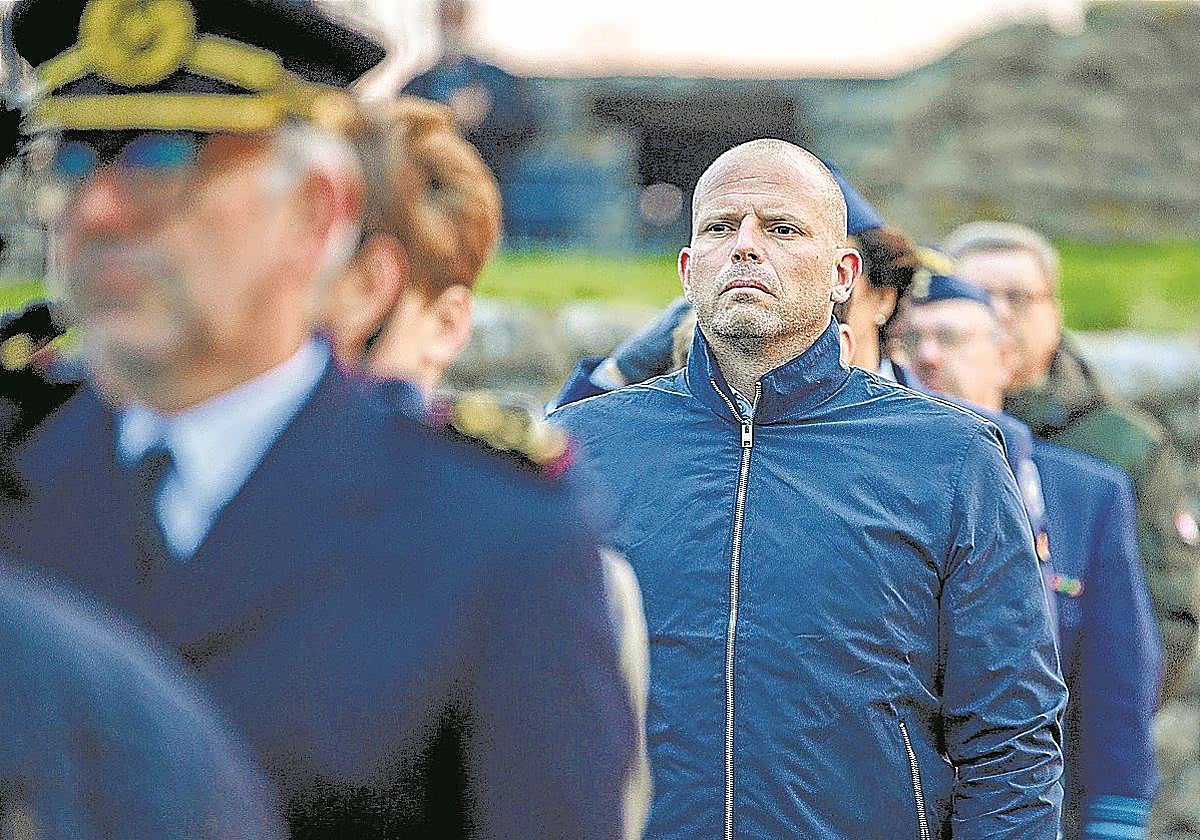 El ministro de Defensa belga, Theo Francken, en un homenaje a los caídos en la Segunda Guerra Mundial.