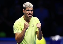 Carlos Alcaraz celebra su victoria ante Taylor Fritz.