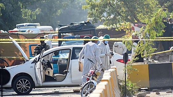 Un atentado suicida causa al menos 12 muertos y cerca de 30 heridos en Pakistán