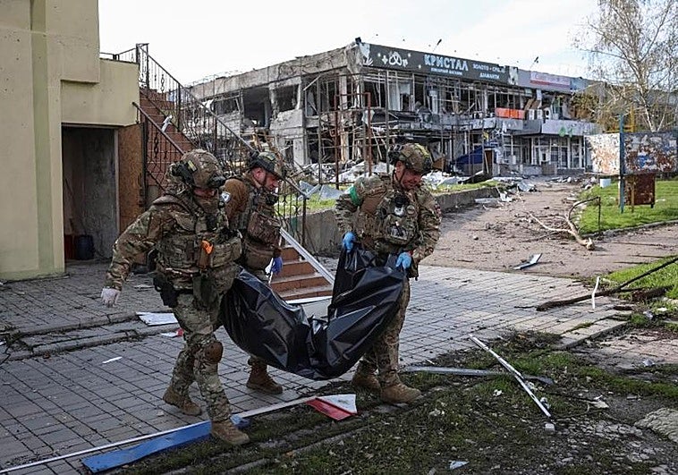 Ucrania reconoce sus dificultades para resistir en la batalla clave de Pokrovsk