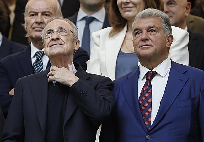 El presidente del Real Madrid Florentino Pérez, y el presidente del Barcelona Joan Laporta, durante el último clásico.