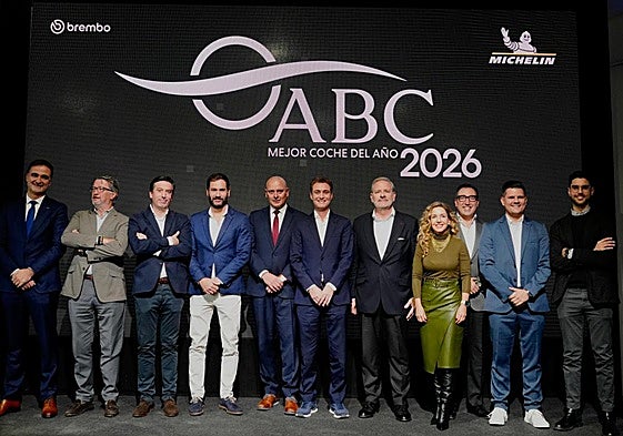 Foto de familia: representantes de las doce marcas participantes han defendido cada uno de sus modelos