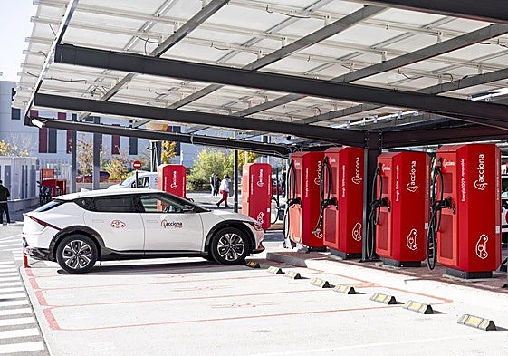 Punto de recarga de Acciona en Vicálvaro.