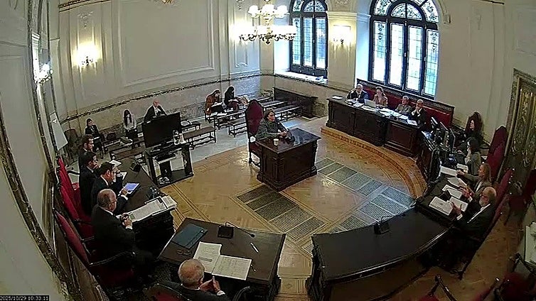 La secretaria de los sobres de Ferraz confiesa que Koldo "rellenaba el impresito"