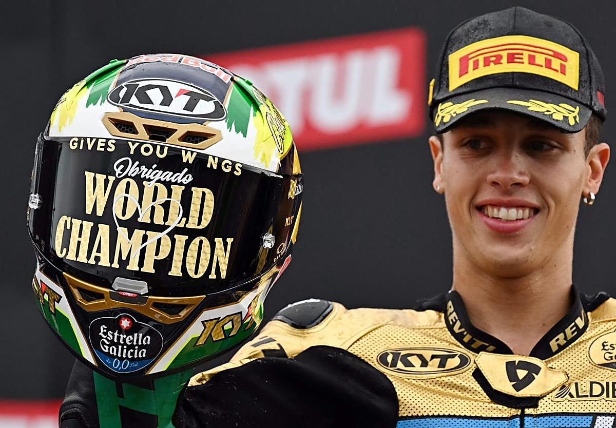 Diogo Moreira, tras proclamarse campeón del mundo en Cheste.