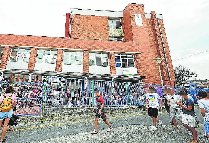 El acoso a la profesora de Vizcaya era un «ritual» desde hace ocho años