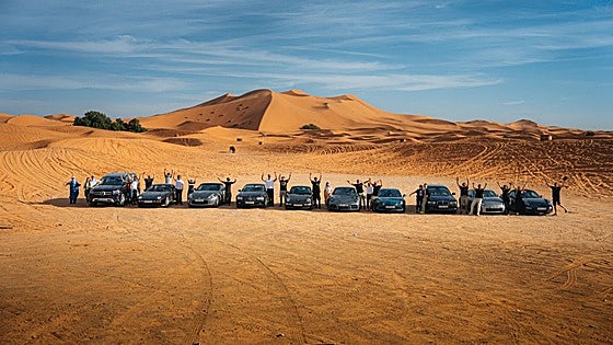 Recorren Marruecos en once joyas clásicas con el Gasari Drivers Club