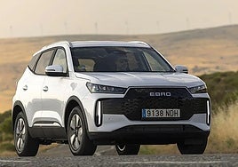 El Ebro S400 es un candidato al Coche del Año ABC 2026