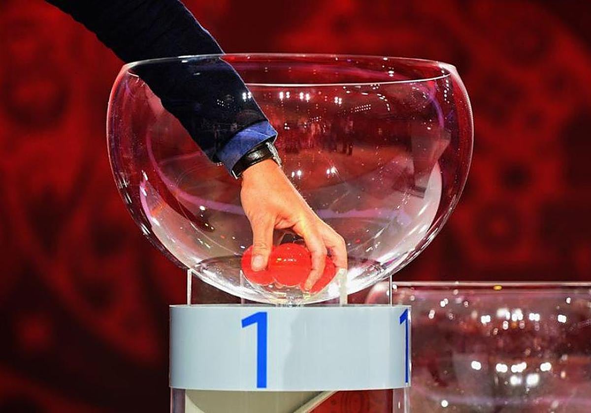 Image of a FIFA draw.