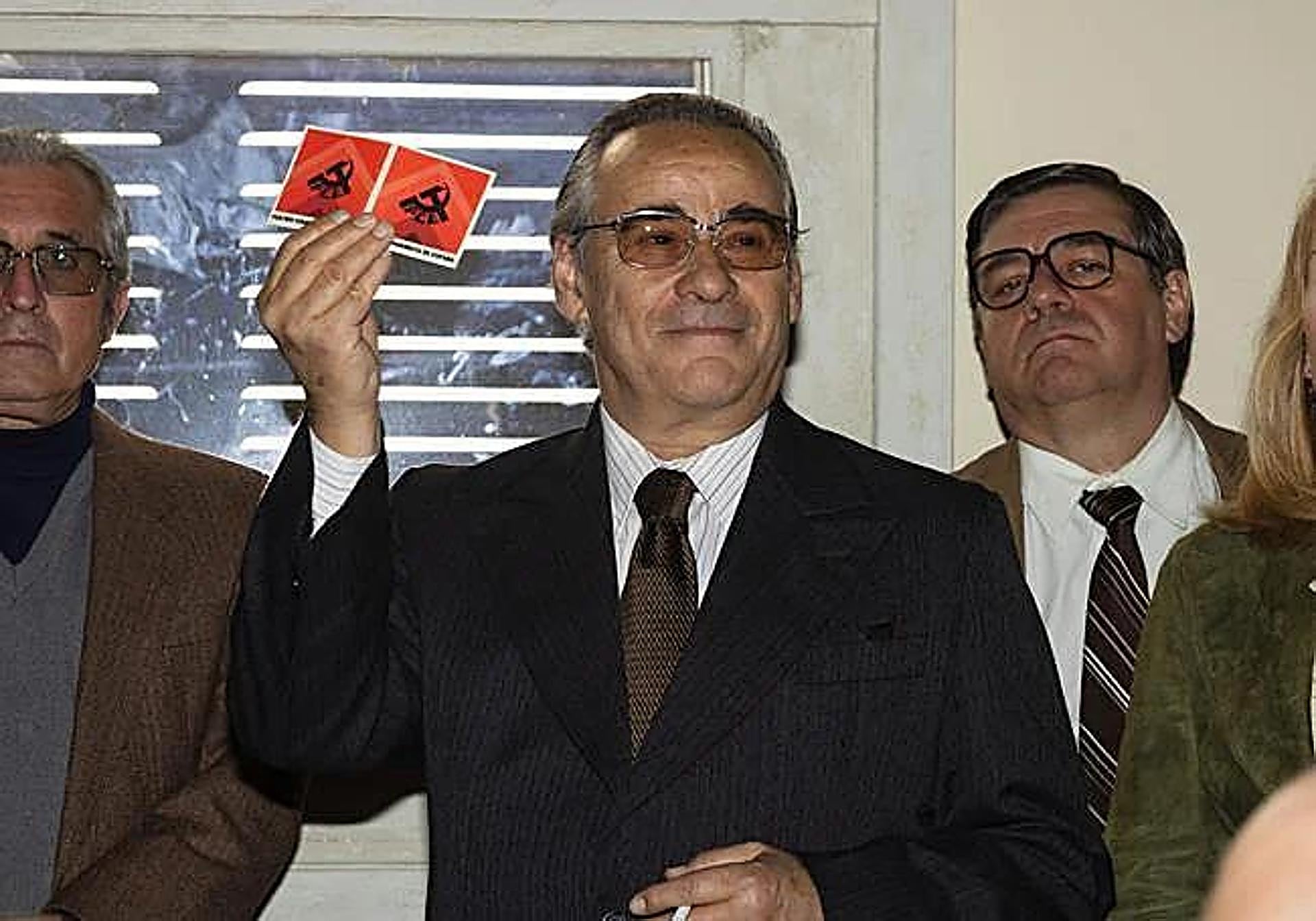 Eduard Fernández se transforma en Santiago Carrillo.