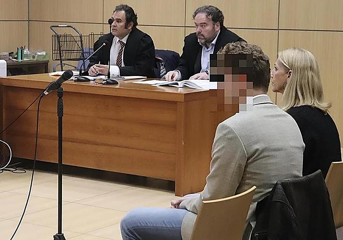 El acusado de violar a una compañera de trabajo mientras dormía.