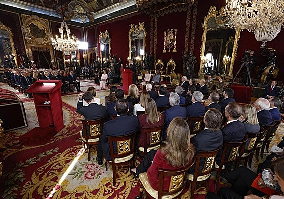 En directo I El Rey reivindica «el respeto» de la Transición frente al «momento actual de fuerte crispación»