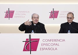 García Magán, a la izquierda, en la rueda de prensa de este viernes.