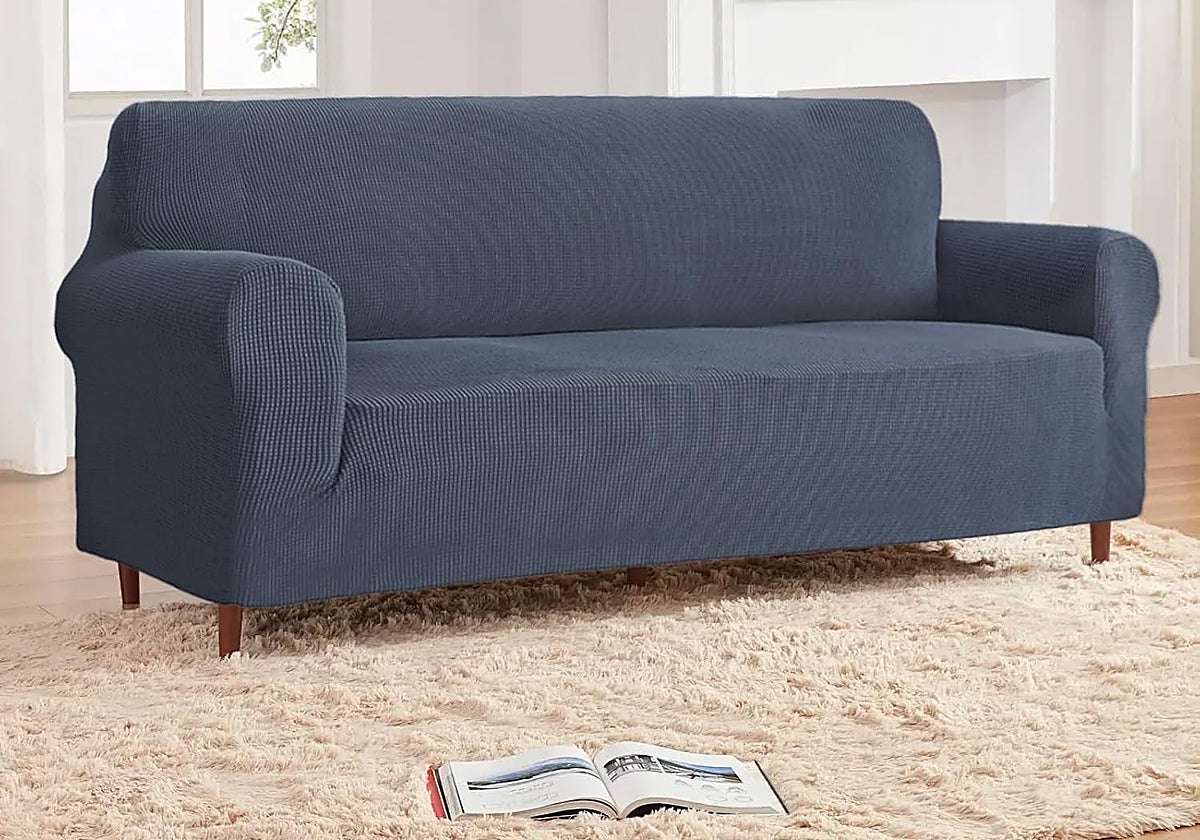 Estas fundas de sofá 3 plazas son perfectas para renovar tu salón sin gastar mucho