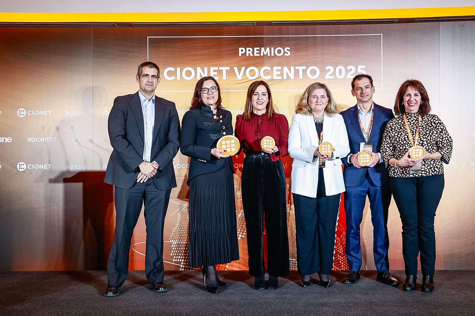 Finalistas y premiados
