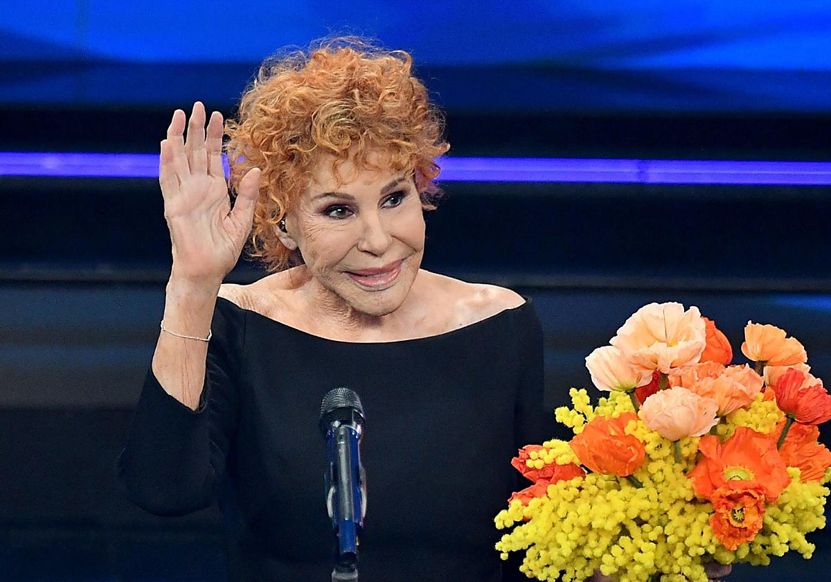 Ornella Vanoni, durante el homenaje en el festival de San Remo en 2021.
