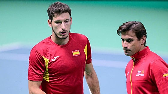 Berrettini aleja a España de la 'Ensaladera'