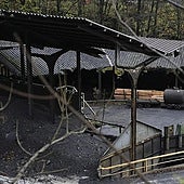 Barrera de acceso a la mina de Vega de Rengos, en Cangas del Narcea.