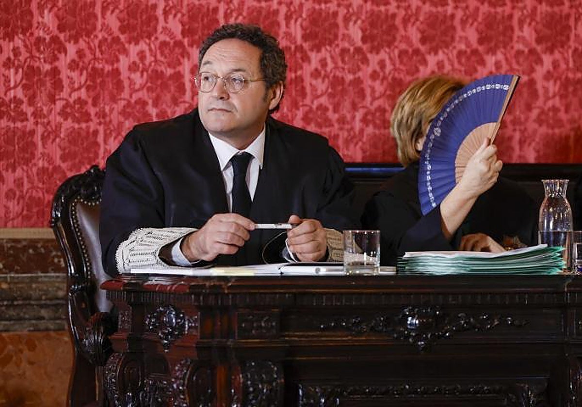 El fiscal general presenta su dimisión tras su condena por revelación de secretos