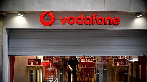 Vodafone España factura casi 1.800 millones en su primer semestre fiscal y mejora un 8% su rentabilidad