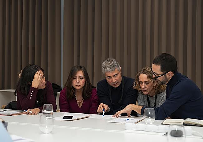 Representantes de Ecoembes, L´Oreal, Santander y Turium, durante una de las actividades de la jornada.