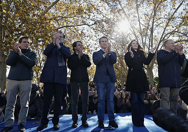 Feijóo convierte su acto en Madrid en un clamor de «elecciones ya»