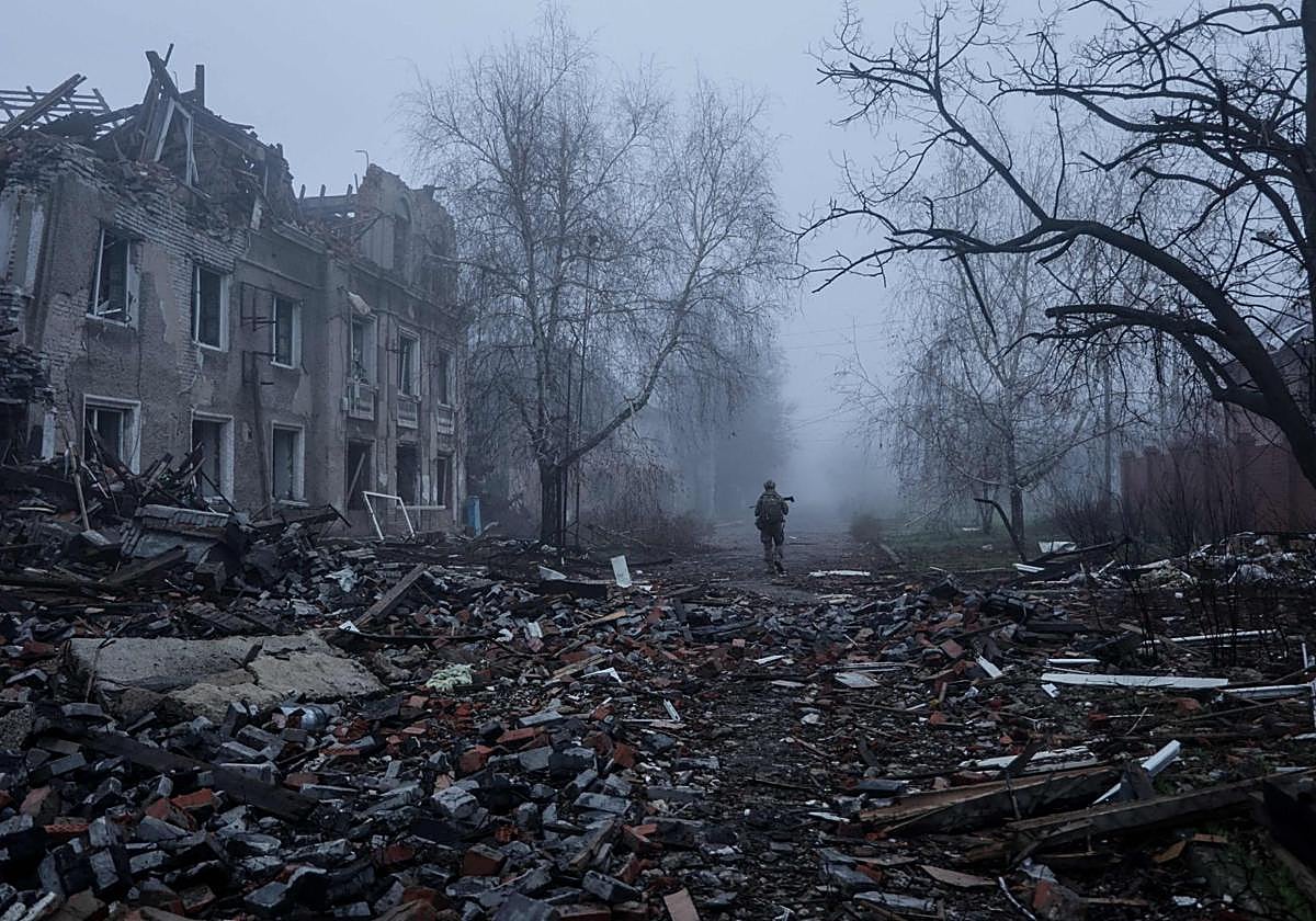 La reconstrucción de la devastada Ucrania será la primera prioridad tras la guerra.