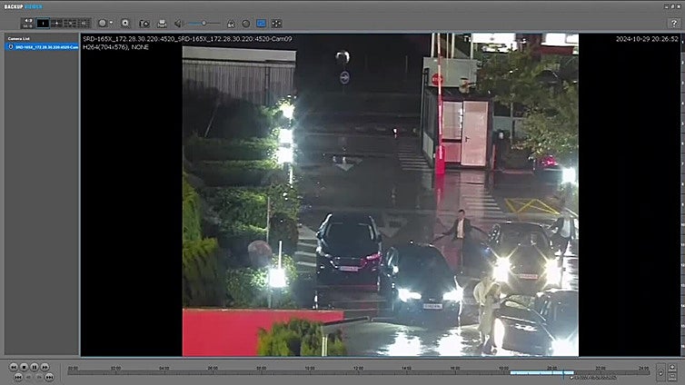 El vídeo de la llegada de Mazón al complejo del CECOPI