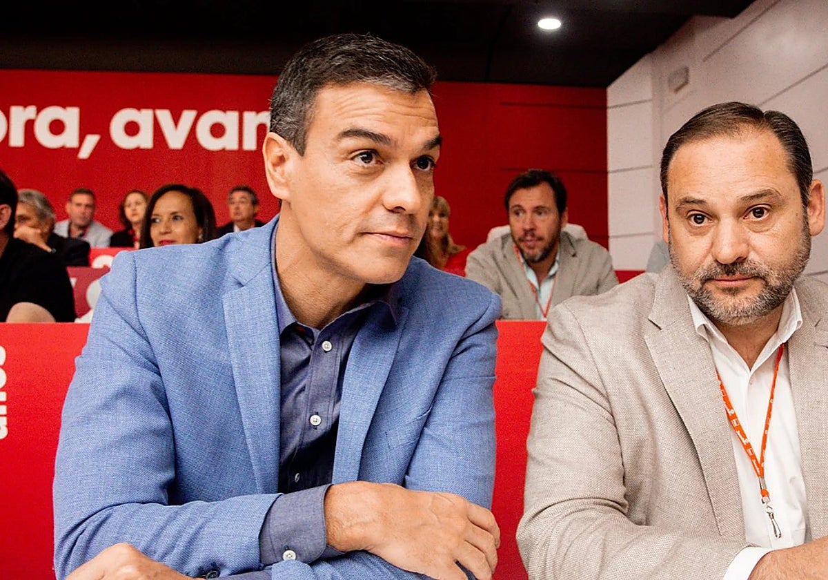 Pedro Sánchez y José Luis Ábalos