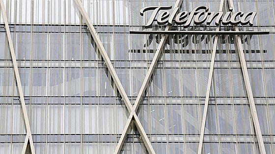 Telefónica ofrece solo prejubilaciones en su primera ronda de negociación del ERE