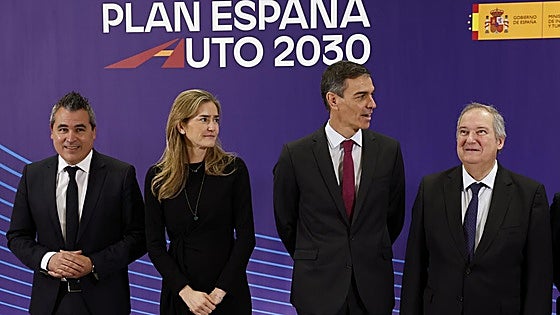 Sánchez anuncia 1.280 millones de euros para impulsar el vehículo eléctrico
