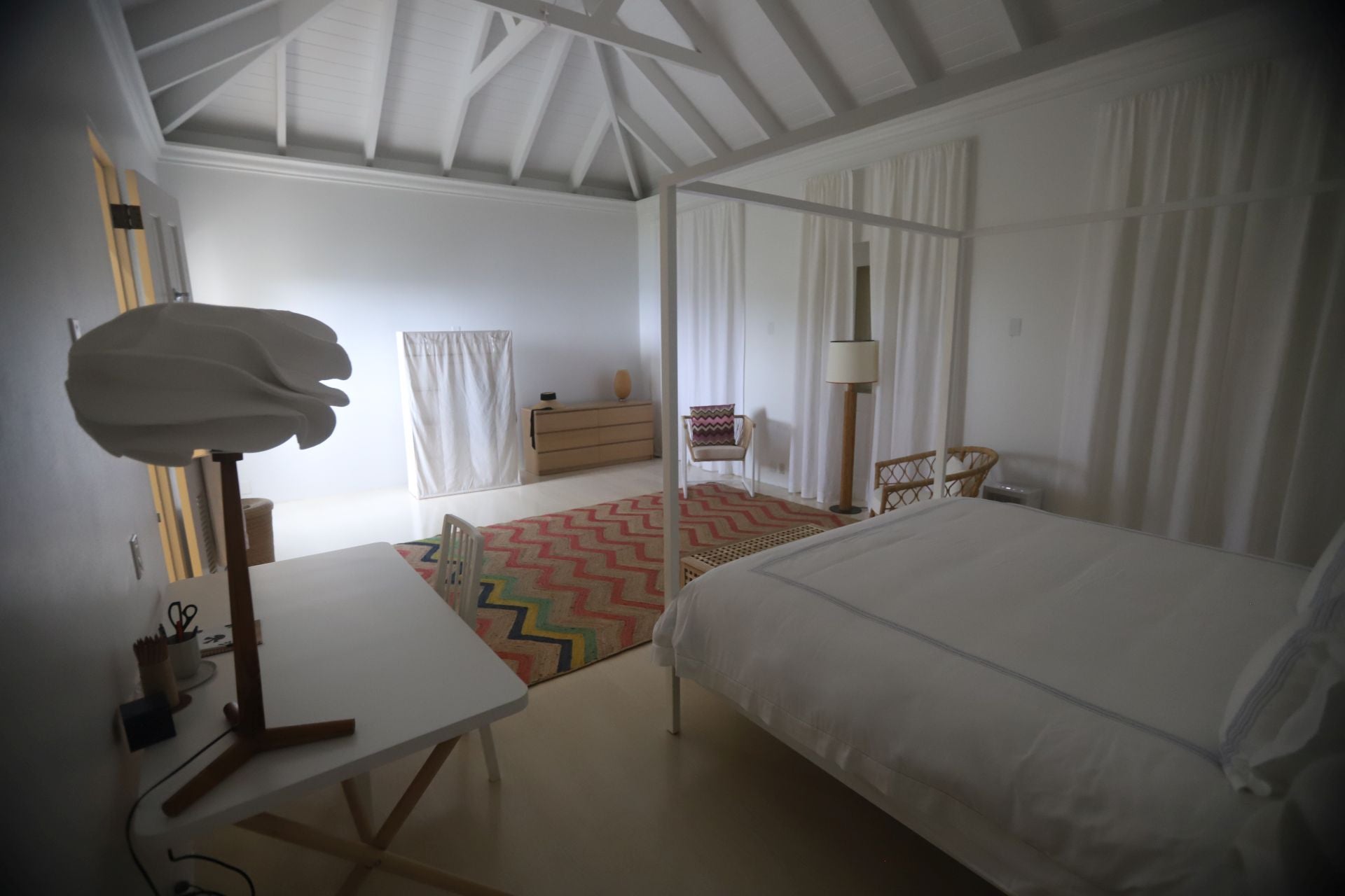 Las imágenes inéditas de la «isla de los pedófilos» de Epstein