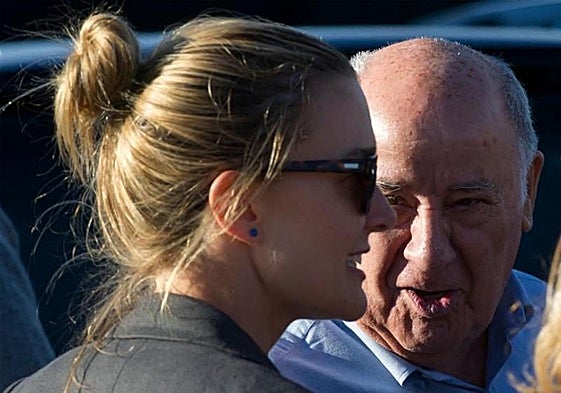 Amancio Ortega, junto a su hija Marta Ortega.