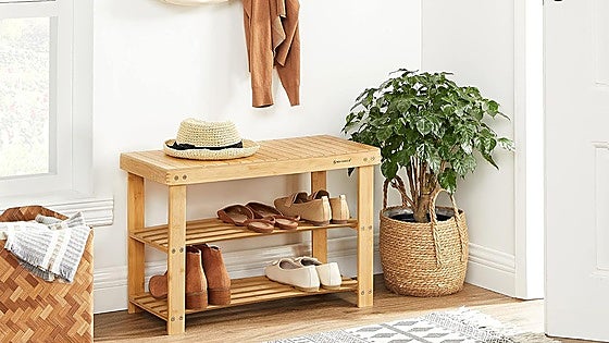 Con estos prácticos zapateros para todos los gustos mantendrás tu hogar ordenado