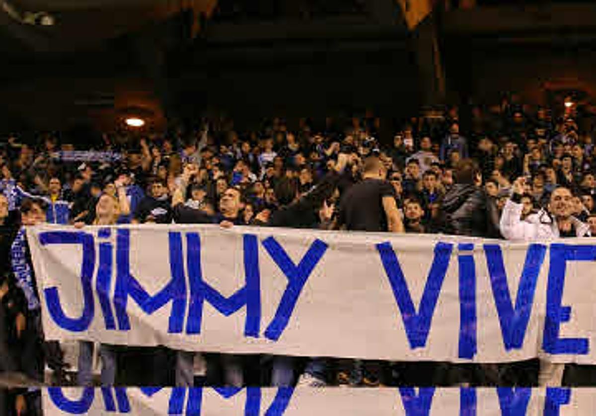 Deportivo de La Coruña fans with a banner in memory of Jimmy.