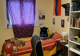 El dormitorio deshabitado de una de las hijas.