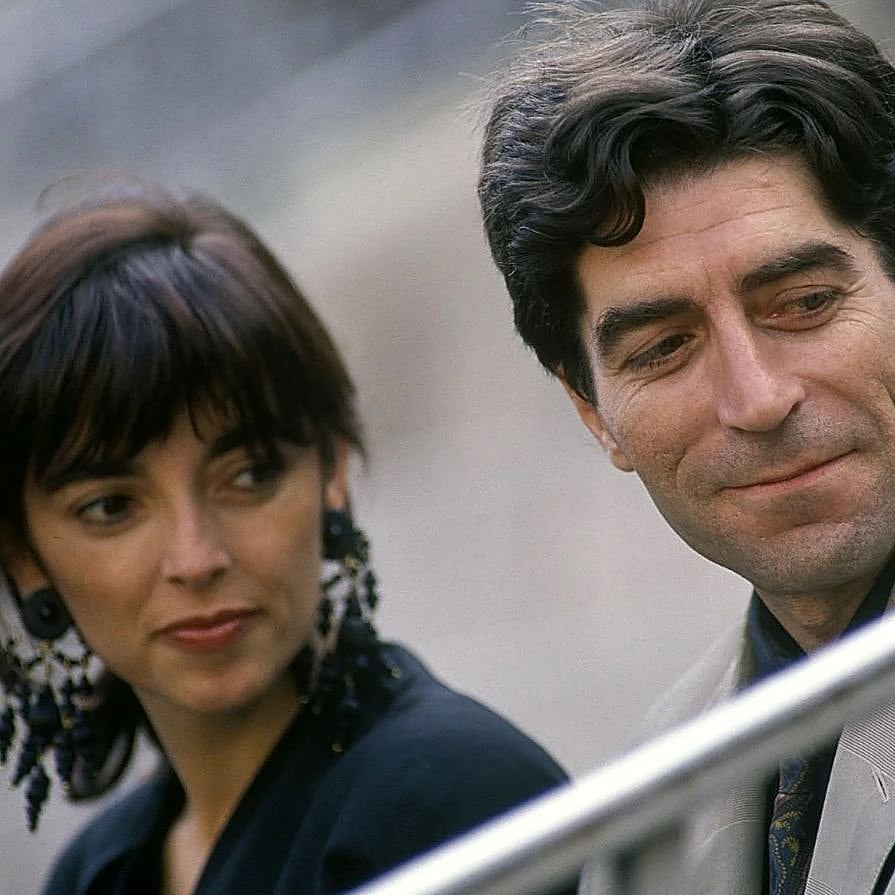 Así es Isabel Oliart, madre de las hijas de Sabina: la trágica muerte de sus hermanos y su finca familiar