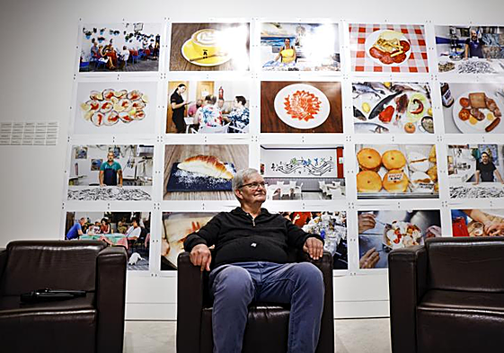 Muere Martin Parr, el gran fotógrafo de la ironía y la denuncia