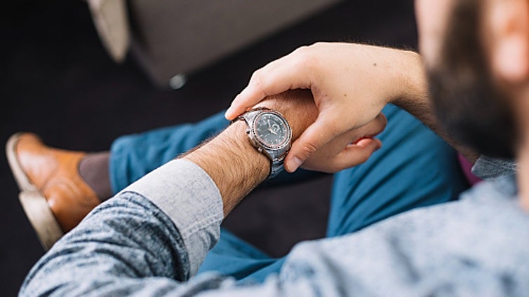 Los mejores relojes  elegantes y funcionales de hombre para regalar