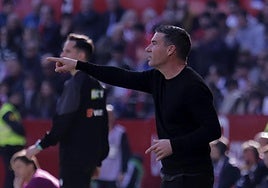 El Oviedo pone fin a la etapa de Luis Carrión